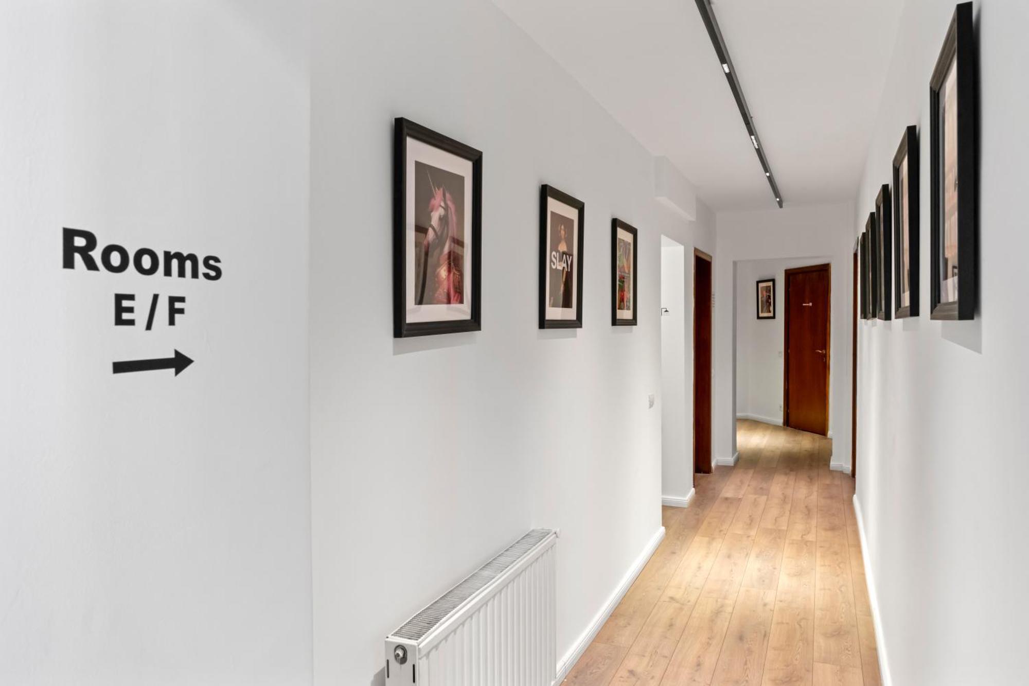 Nest Boutique Hostel Bucharest Luaran gambar