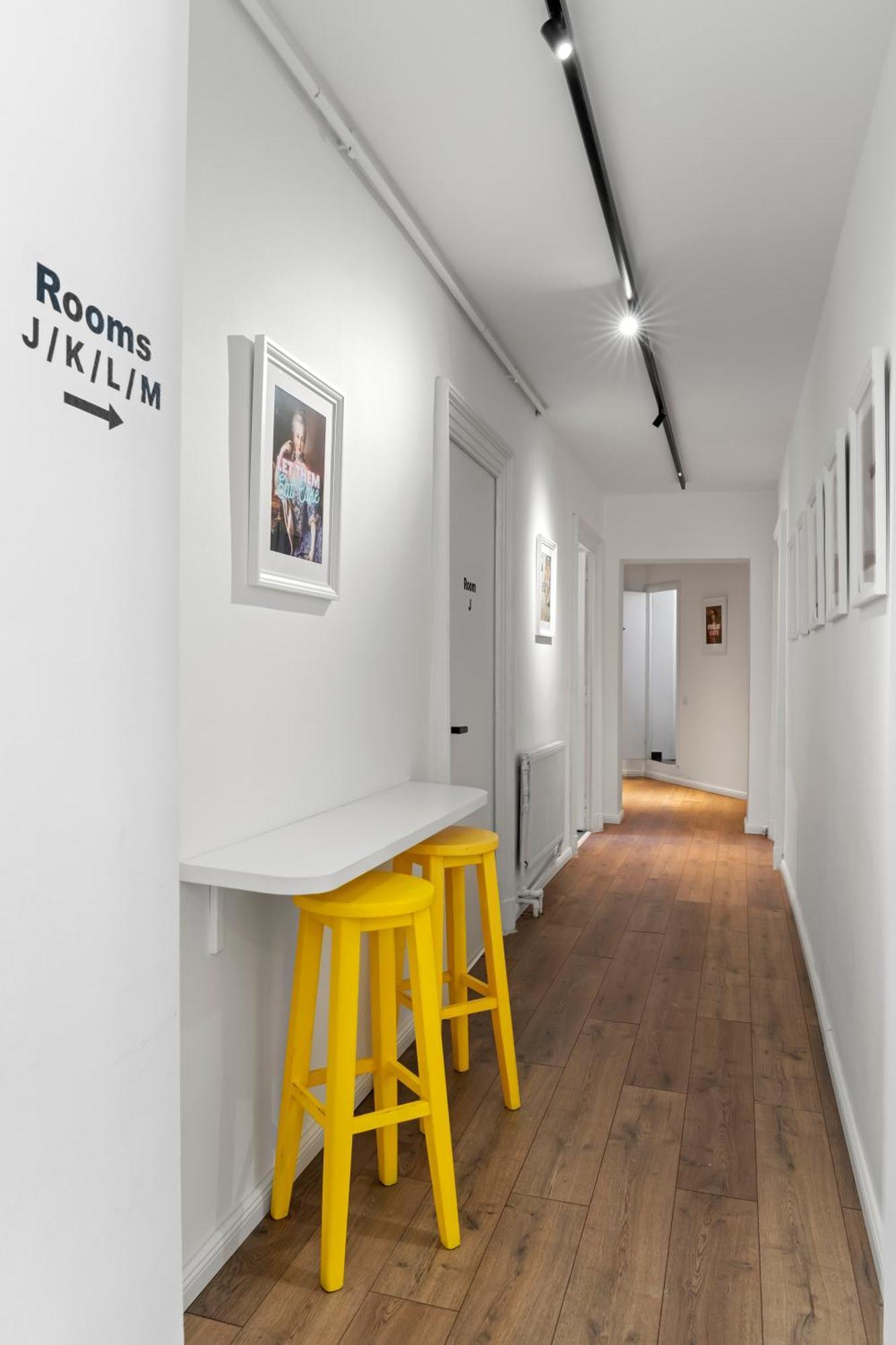 Nest Boutique Hostel Bucharest Luaran gambar