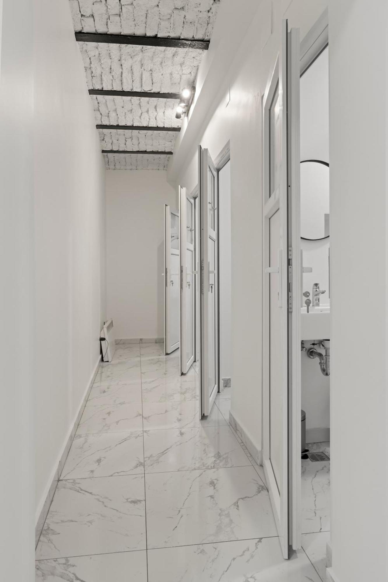 Nest Boutique Hostel Bucharest Luaran gambar