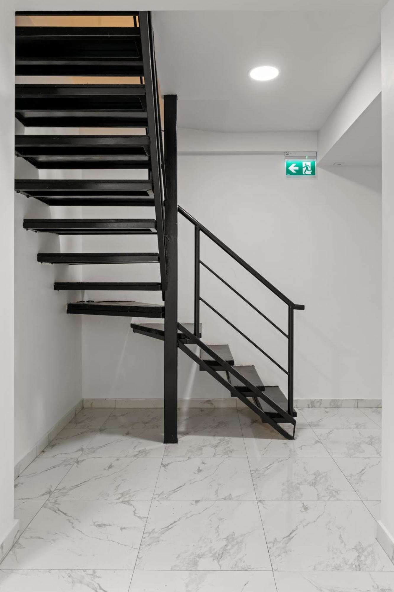 Nest Boutique Hostel Bucharest Luaran gambar